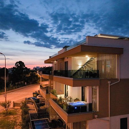 Luma Luxury Apartment With Jacuzzi Zadar Buitenkant foto