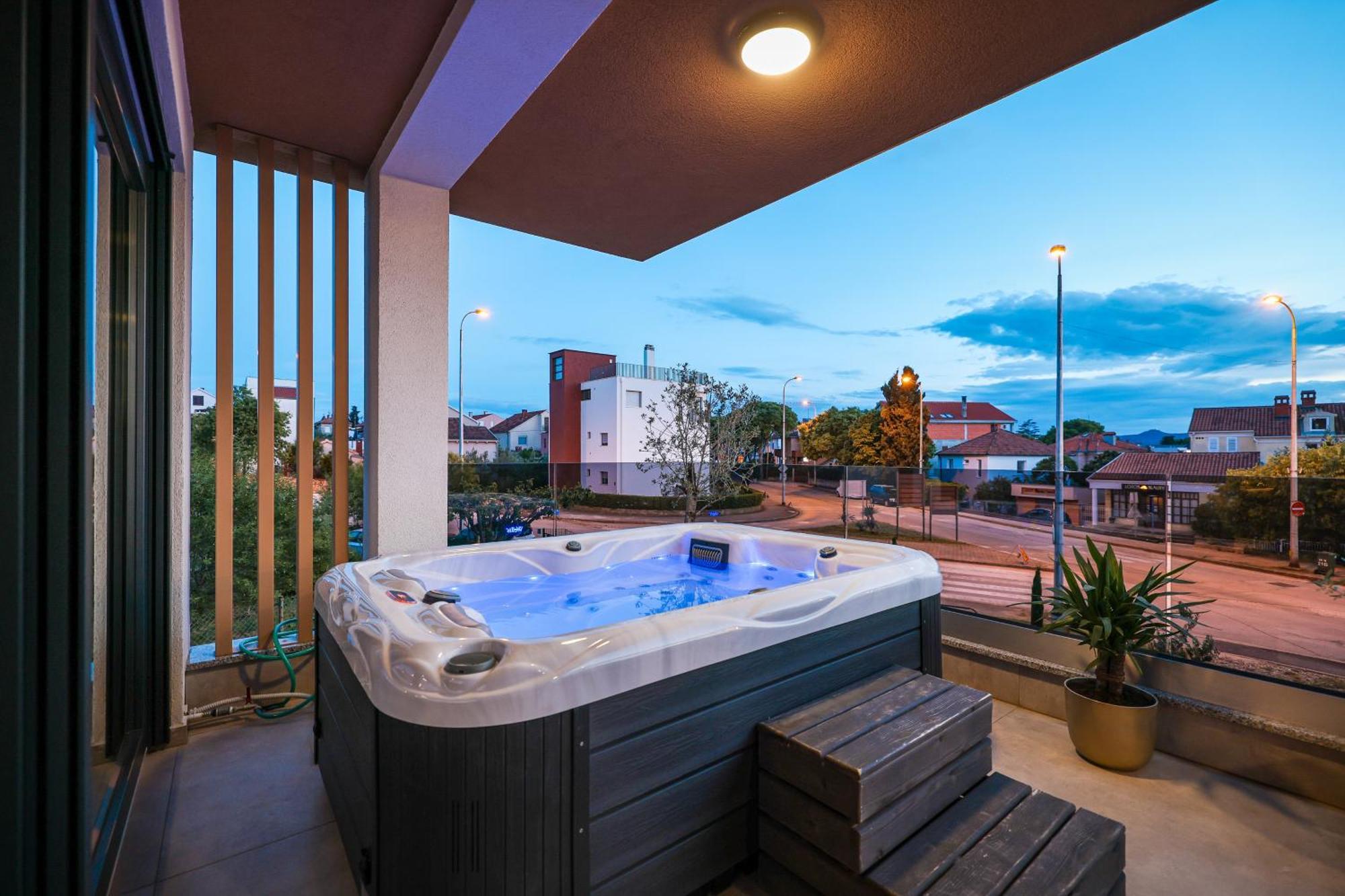 Luma Luxury Apartment With Jacuzzi Zadar Buitenkant foto