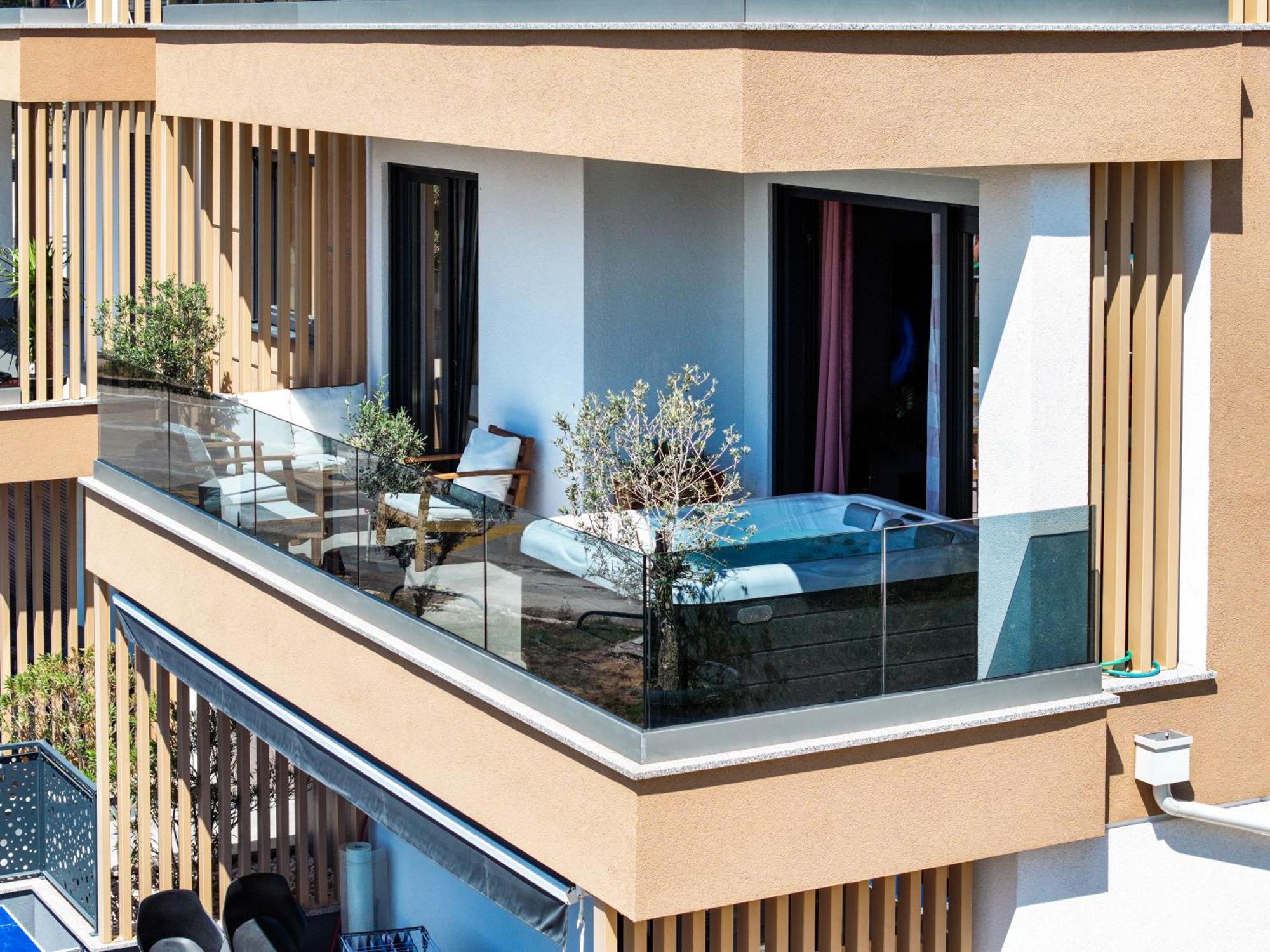 Luma Luxury Apartment With Jacuzzi Zadar Buitenkant foto