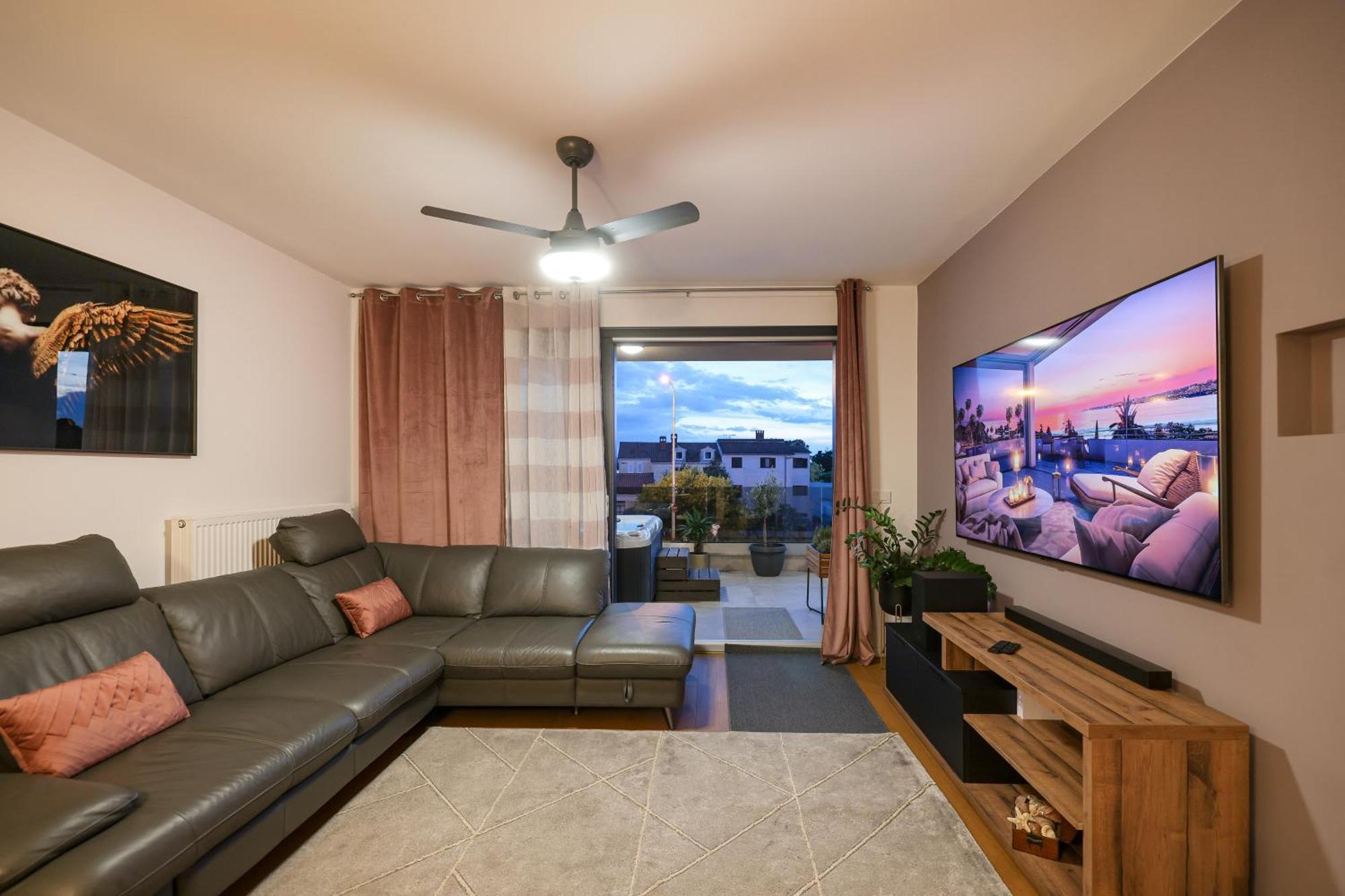 Luma Luxury Apartment With Jacuzzi Zadar Buitenkant foto