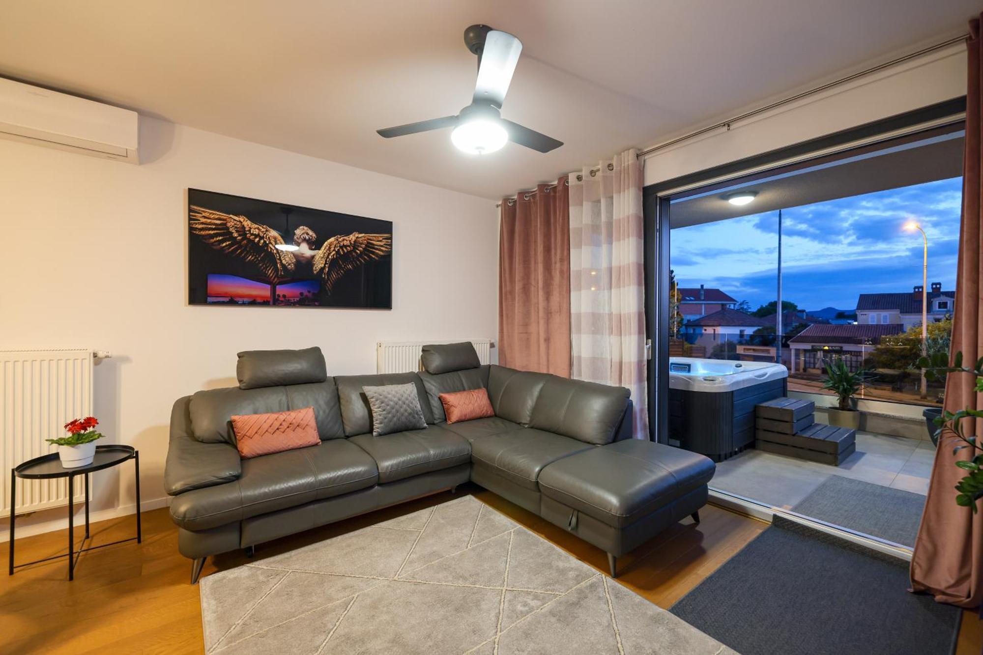 Luma Luxury Apartment With Jacuzzi Zadar Buitenkant foto