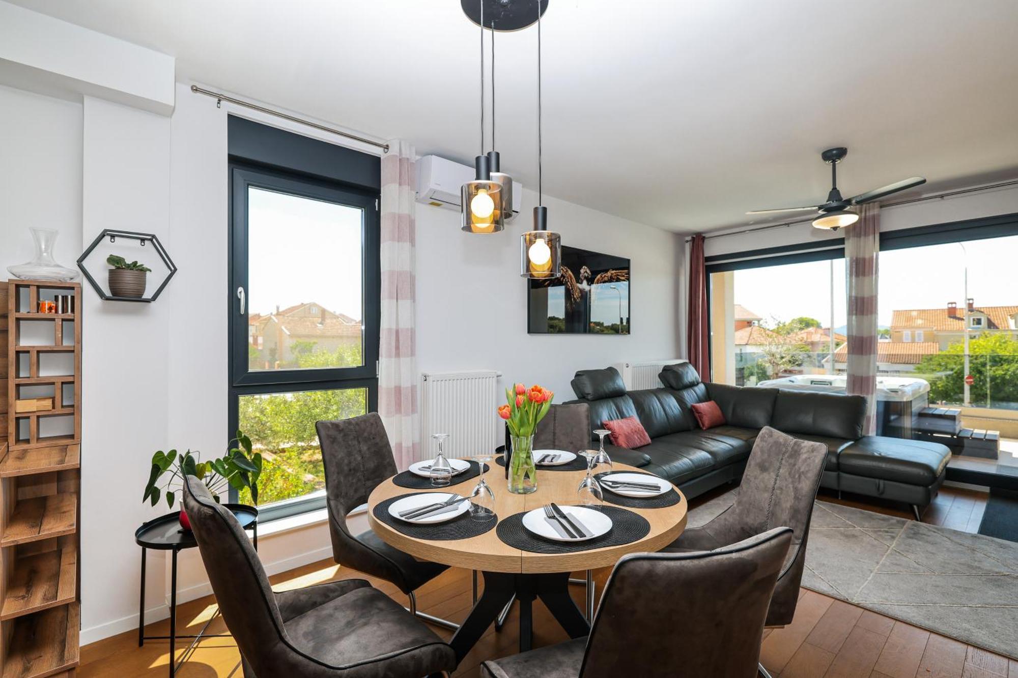 Luma Luxury Apartment With Jacuzzi Zadar Buitenkant foto